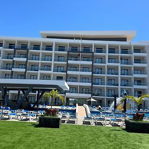 High Garden Grand Hotel